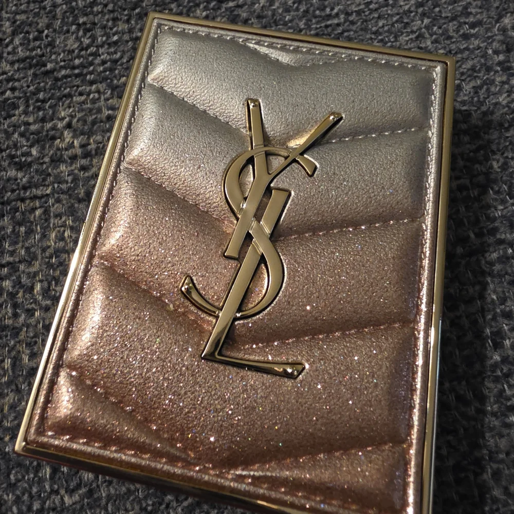 NEW~ YSL COUTURE MINI CLUTCH COLLECTOR Eyeshadow Palette~ 126 Sparking Lust